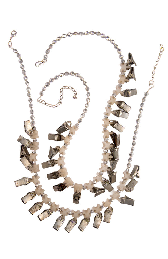 Short Curtain Clip Necklace