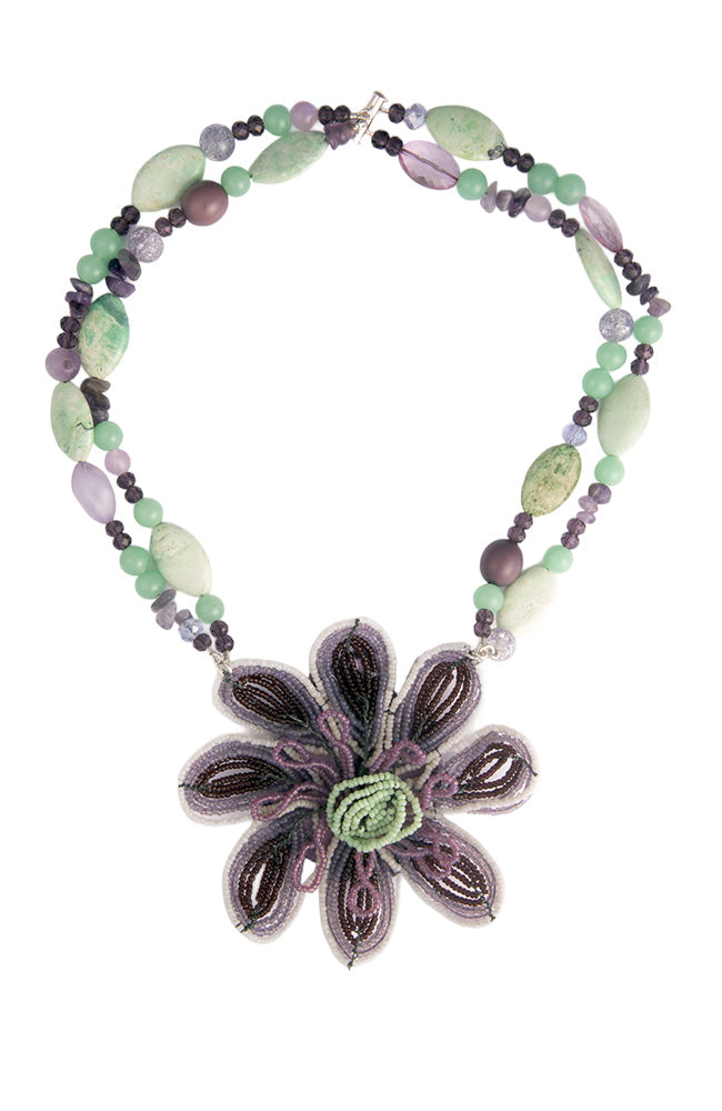 Vintage Beaded Flower Necklace | Hopetown & Hunter