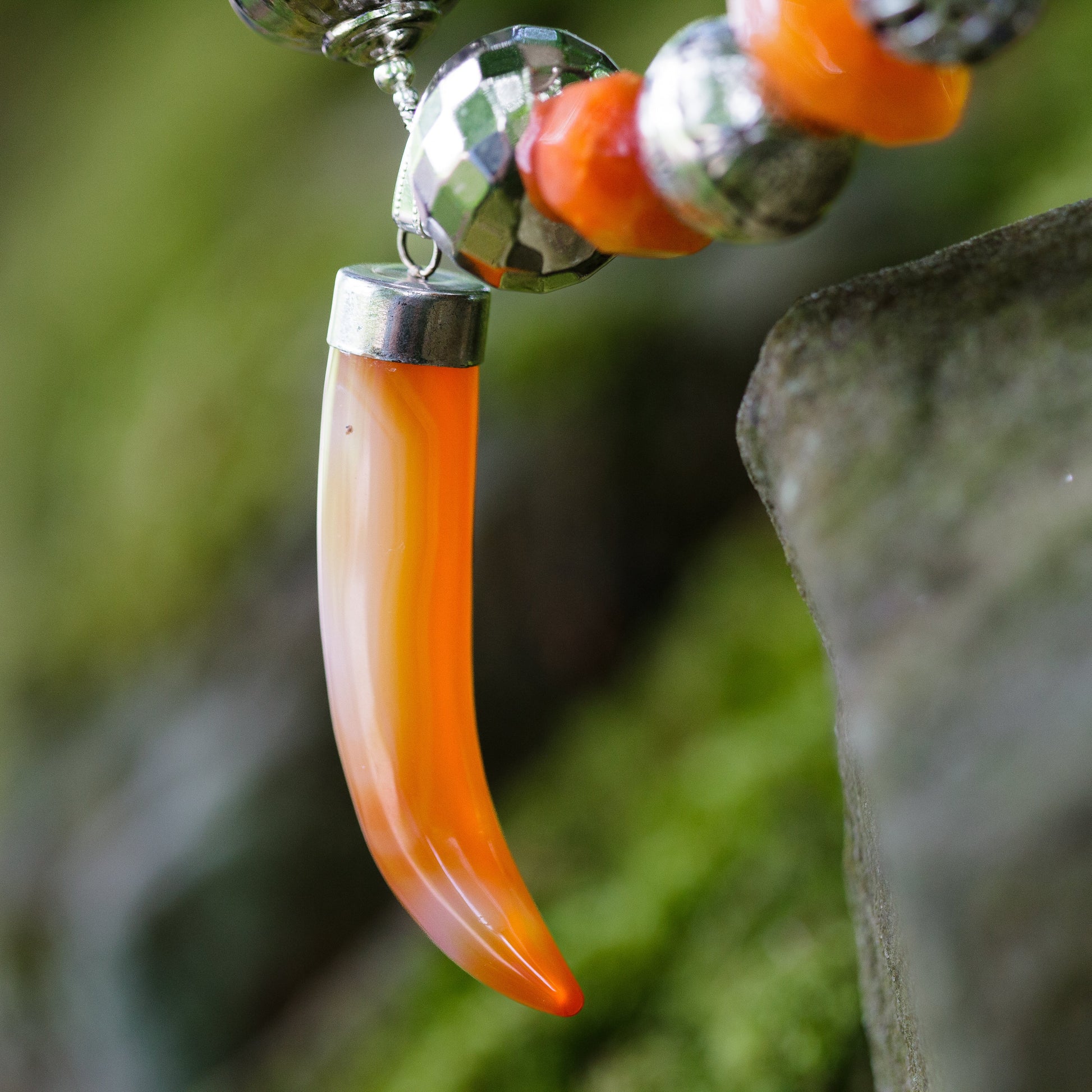 Carnelian Horn Necklace | Hopetown & Hunter