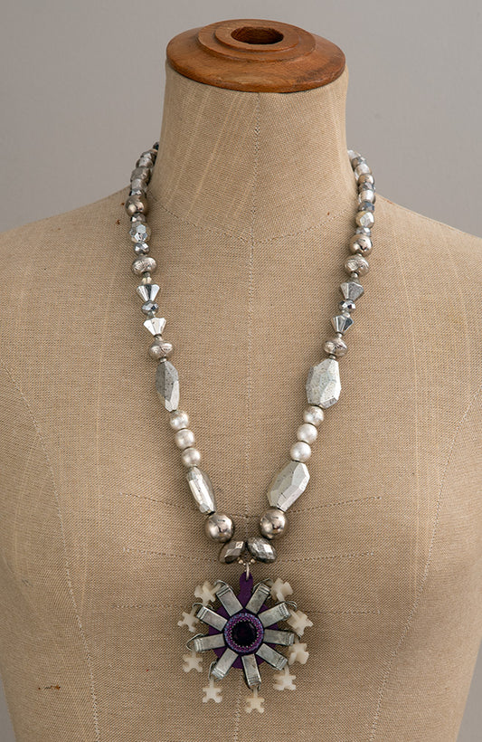 Curtain Clip Pendant Necklace | Hopetown & Hunter