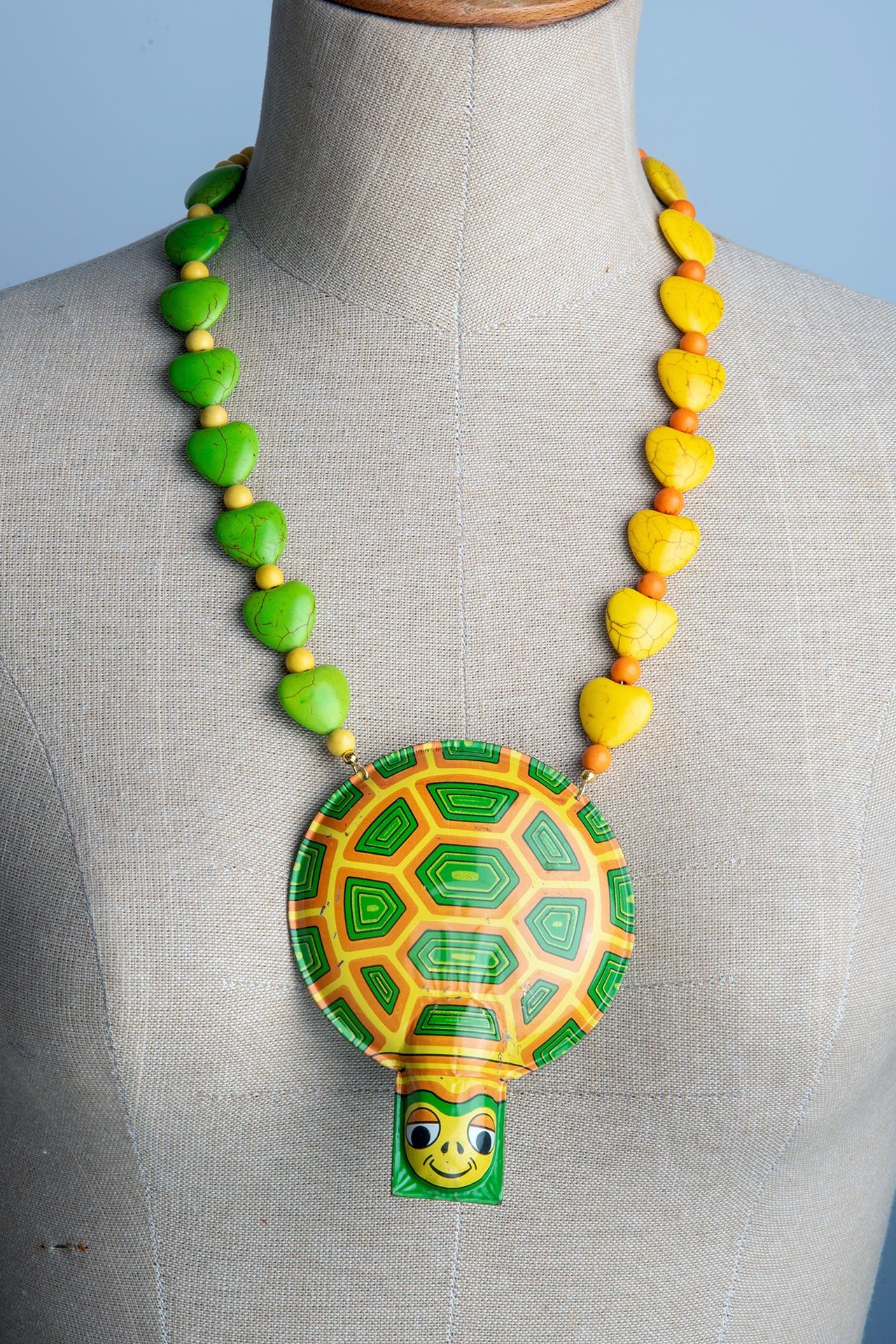 Green and Yellow Metal Tortoise Clicker Necklace | Hopetown & Hunter
