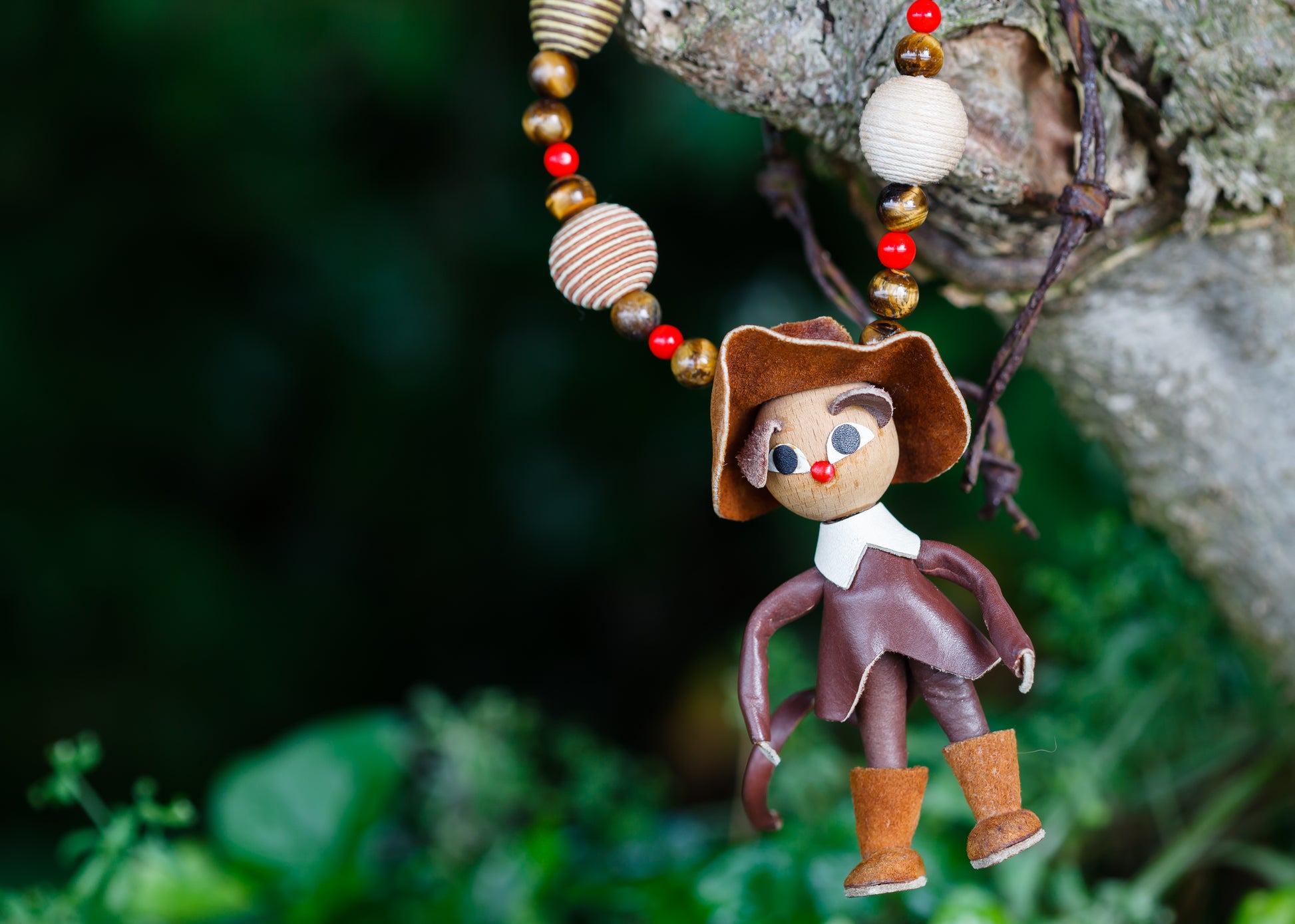 Vintage Puss in Boots Necklace